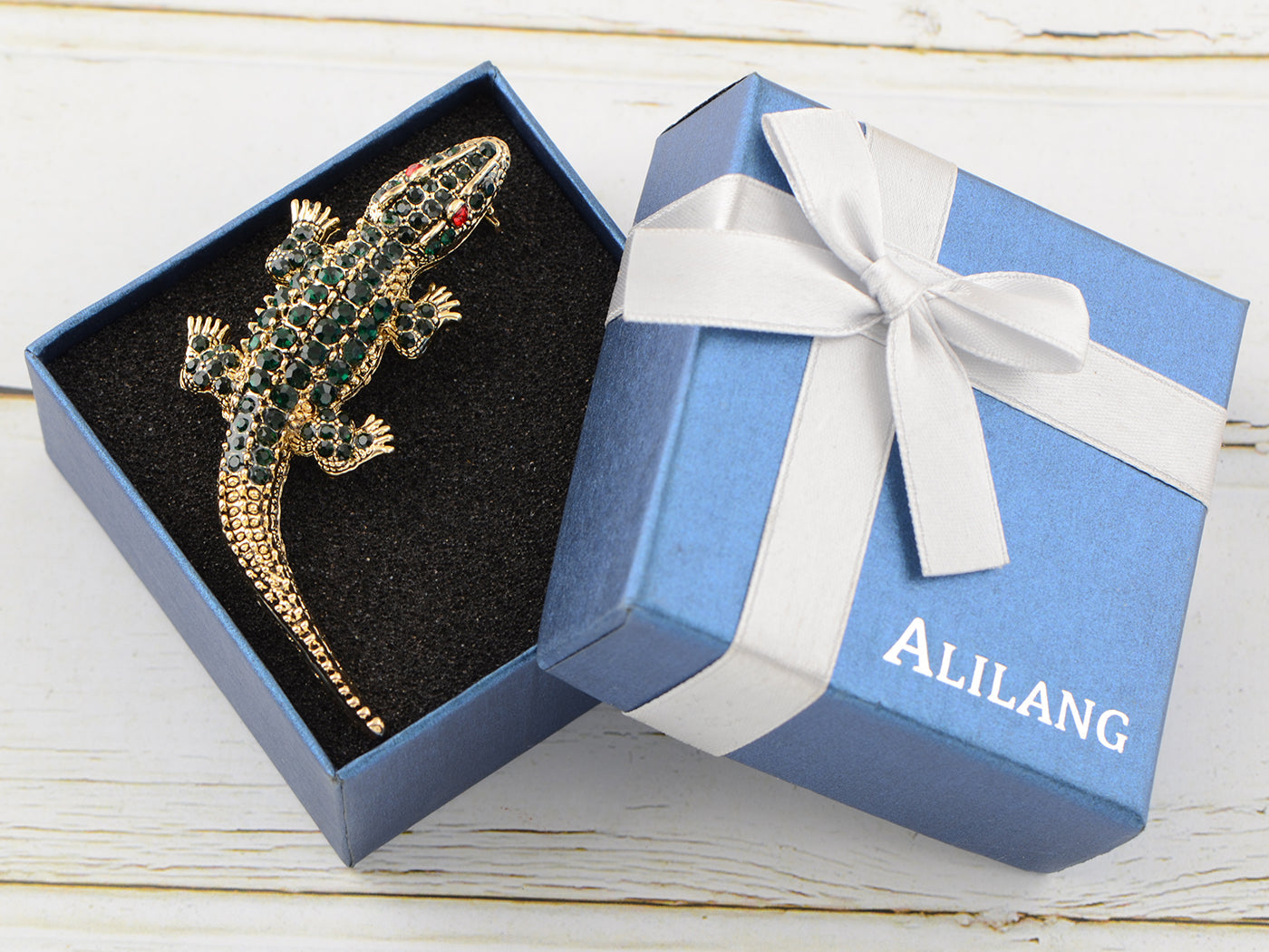 Light Green Long Tail Alligator Crocodile Brooch Pin