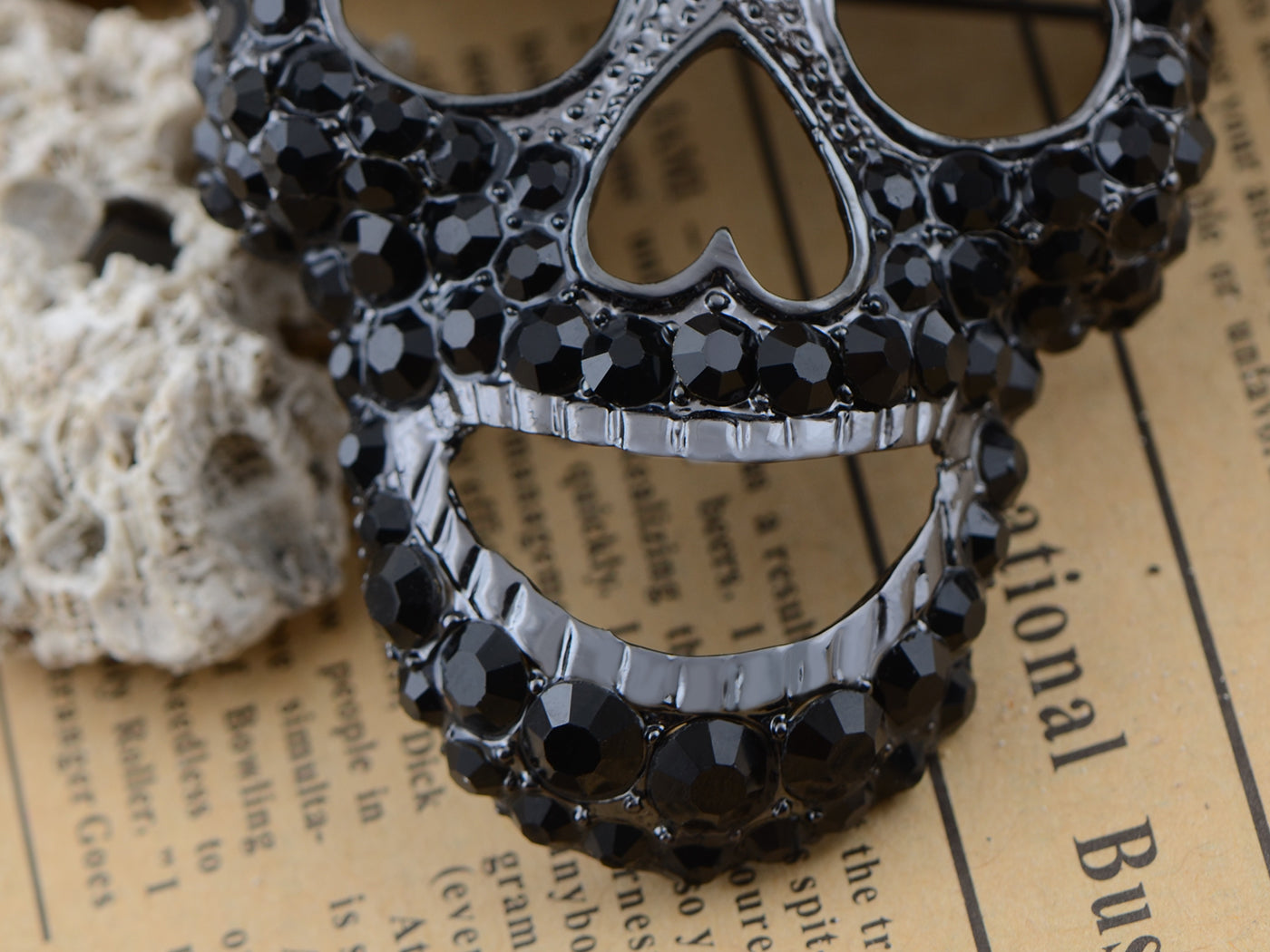 Gun Black Colored Big Skull Head Face Brooch Pin