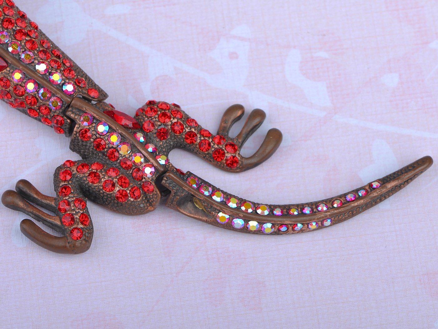 Gun Shine Ruby Lizard Gecko Animal Brooch Pin