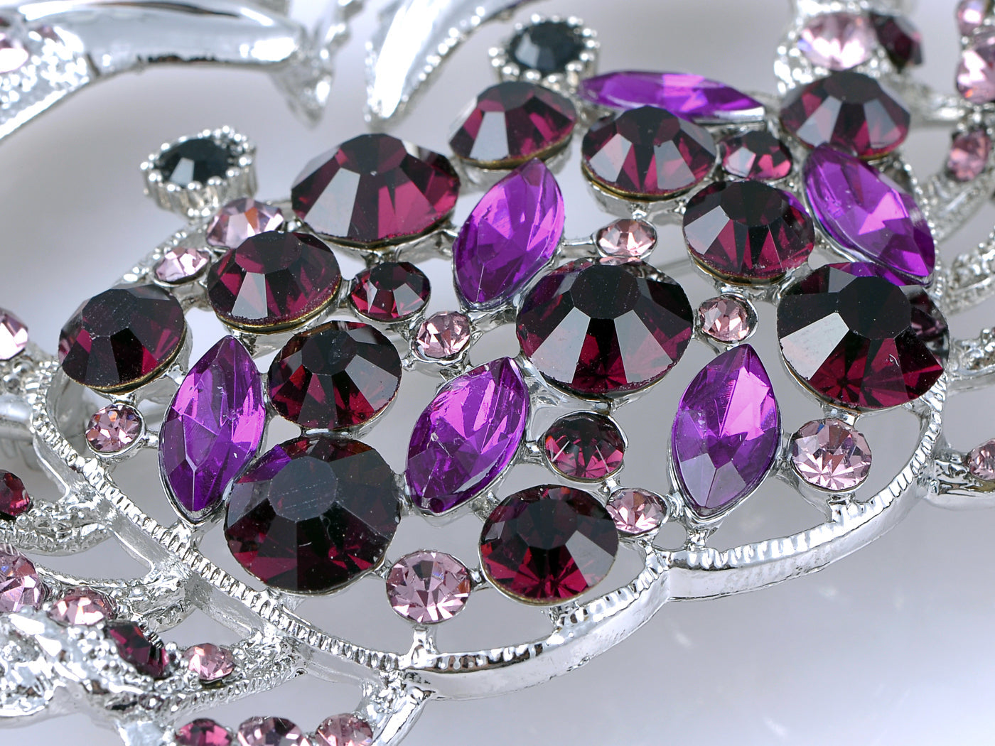 Dangerous Sinewy Rose Crab Jewelry Pin Brooch