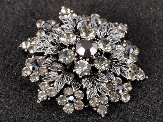 Gun Grey Floral Leaf Snowflake Wreath Crest Brooch Pin