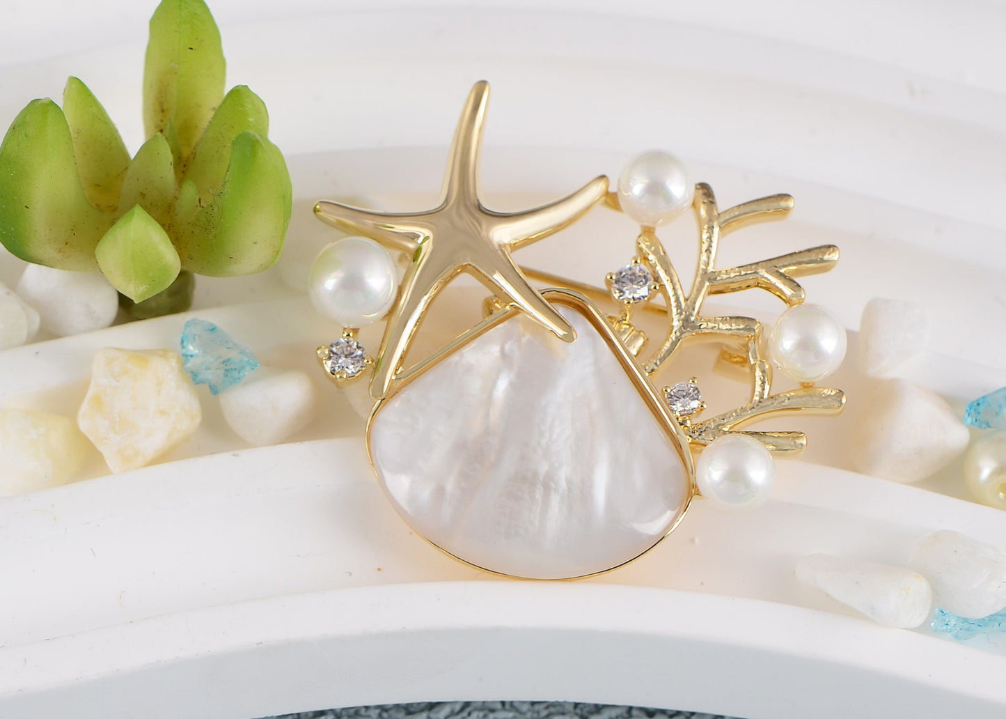 Elegant Zircon Gold Starfish Shell Pearl Brooch Pins For Ladies Inlay Sea Animal Jewelry Brooches