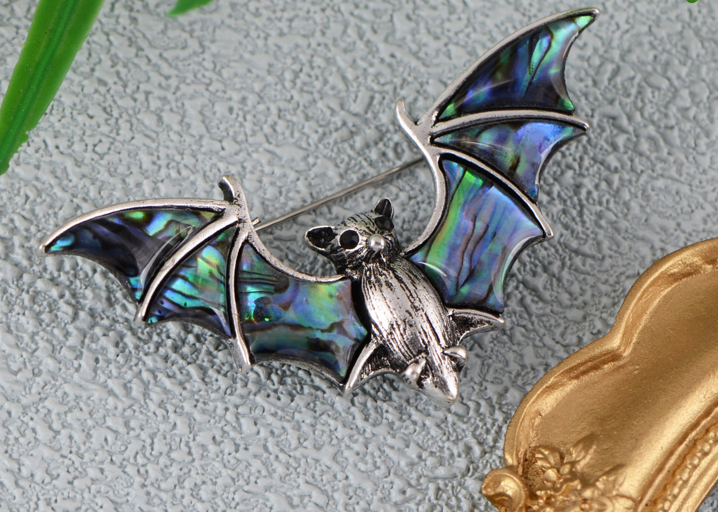 Alilang Antiqued Silver Tone Abalone Shell Vampire Bat Brooch Pin for Halloween Accessories