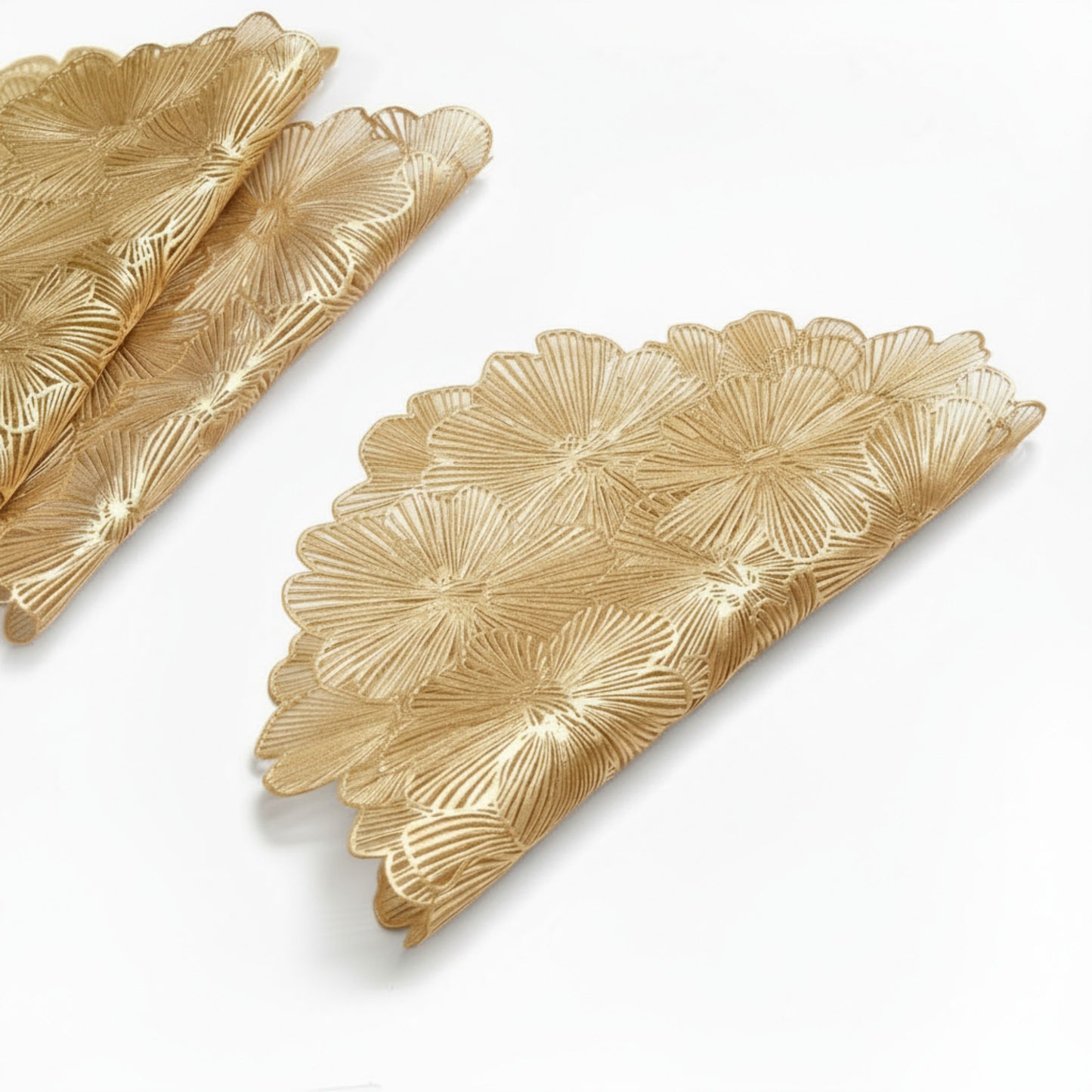 Floral Cutout Round Placemat with Delicate Petal Detailing