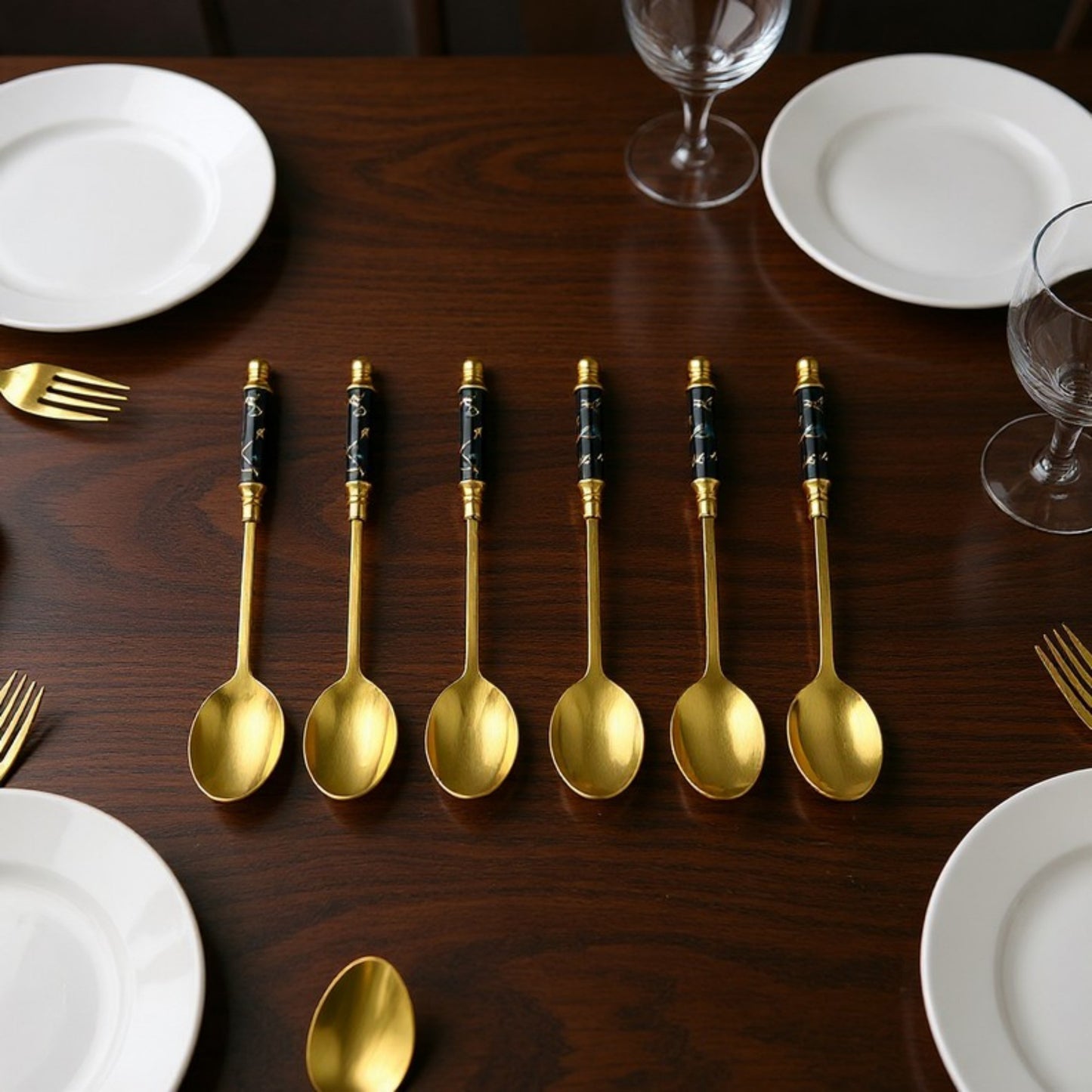 Decorative Teaspoon Set with Gold Tone Finish and Patterned Handle Design