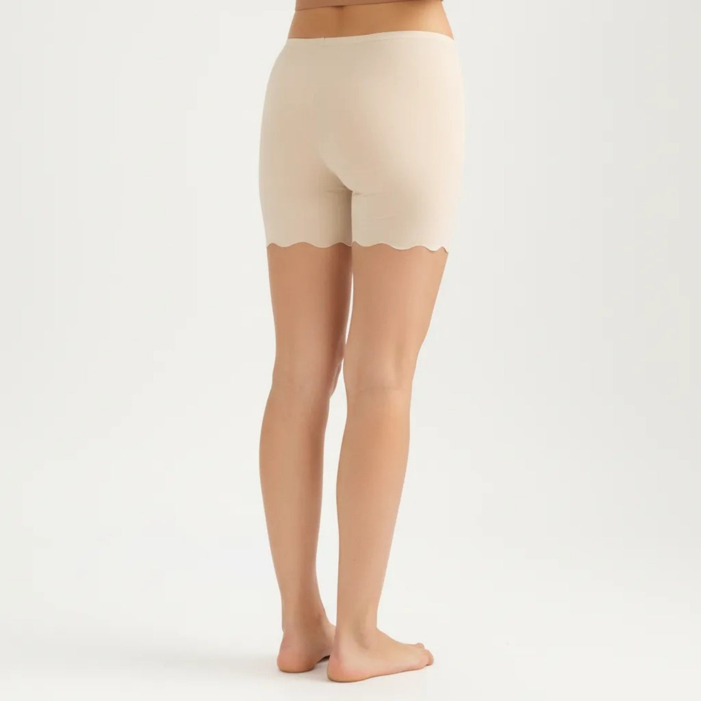 Seamless Shaping Shorts with Scalloped Hem, High Stretch Fit and Smooth Lightweight Design