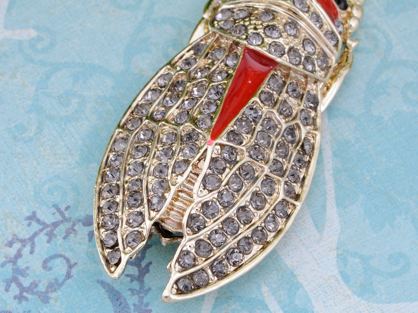 Red Enamel Grey Gold Cicada Fly Insect Bug Wing Clip Keychain