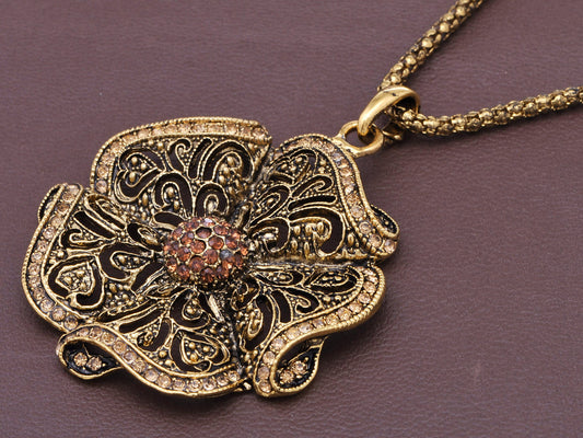 Exquisite Topaz Clustered Antique Style Flower Chain Necklace