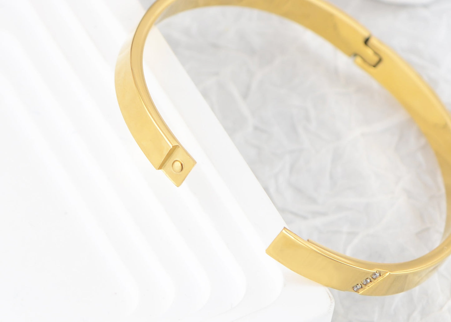 18K Gold Plated Bangle Bracelets for Women with Cubic Zirconia Stainless Steel Friendship Bracelet Jewelry for Christmas