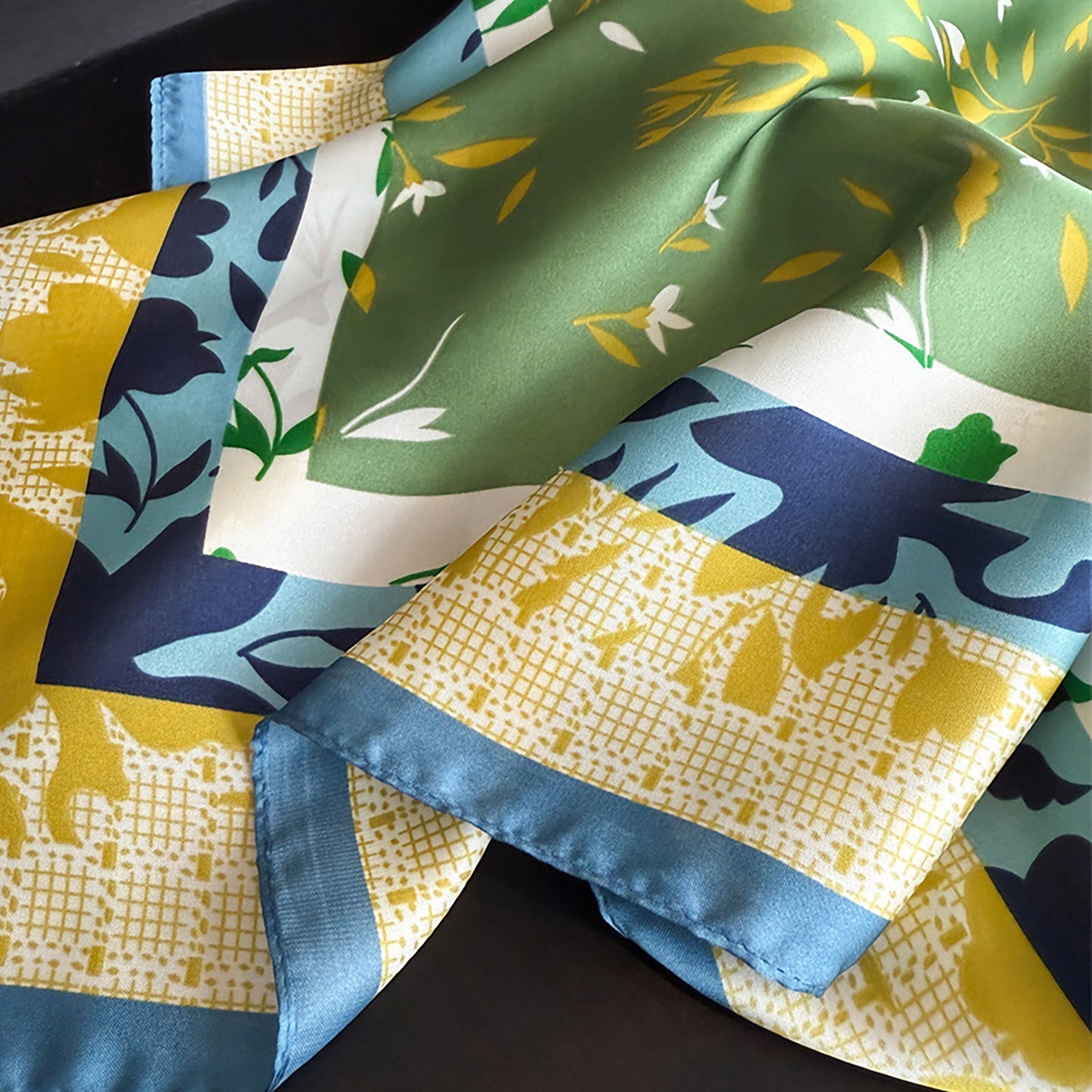 Satin Square Scarf with Botanical Print Soft Accessory 27.5¡Á27.5inches
