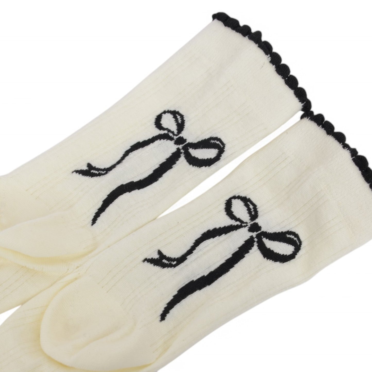 2-Pack Bow Pattern Crew Socks with Scalloped Trim and Contrast Details