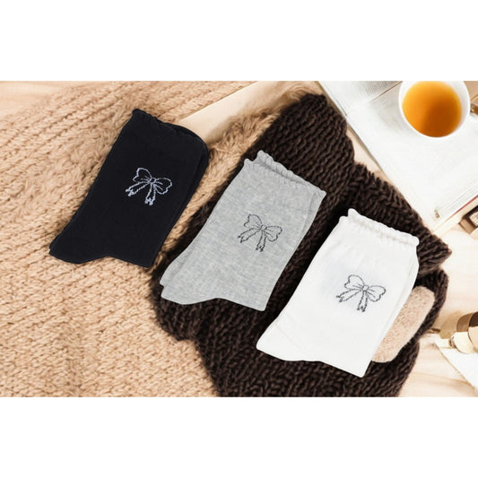 3-Pack Bow Embroidery Crew Socks with Scalloped Trim and Soft Knit Fabric