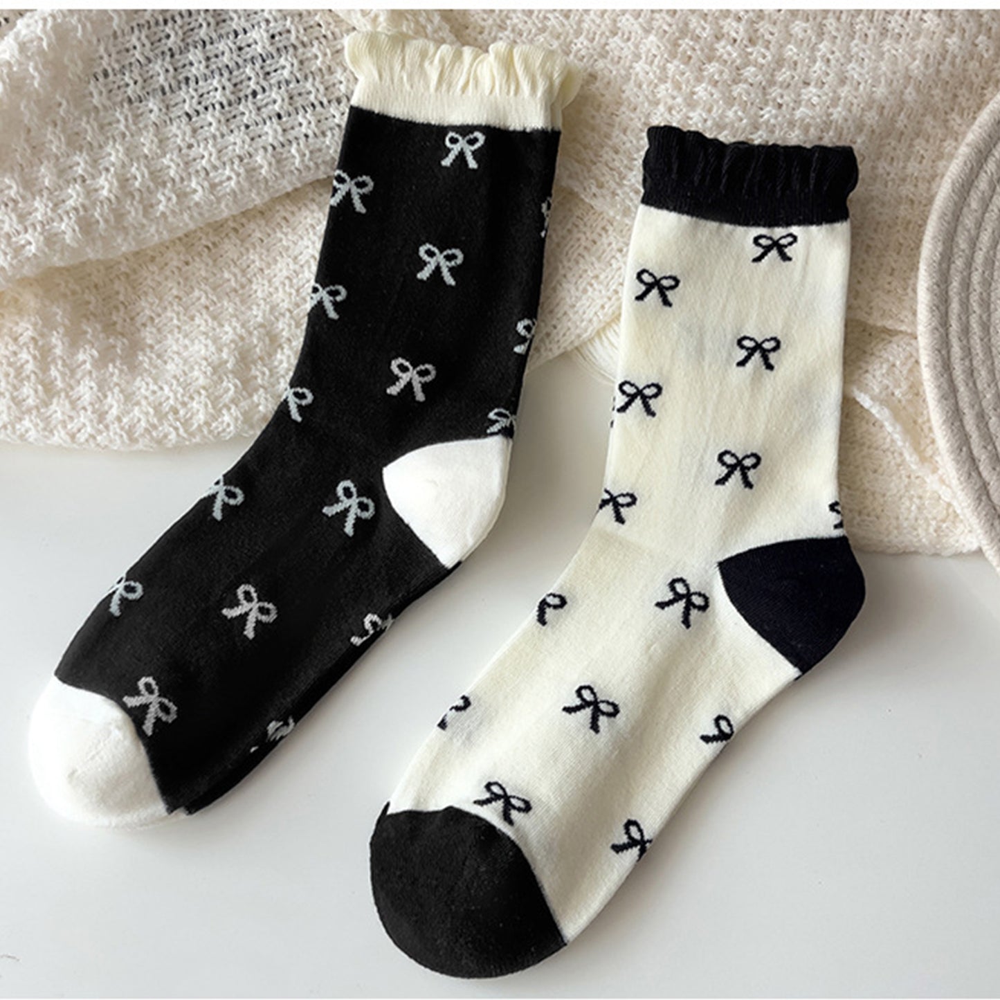 3 Pairs Women's Mid-Calf Socks with Bow Pattern and Ruffled Cuff