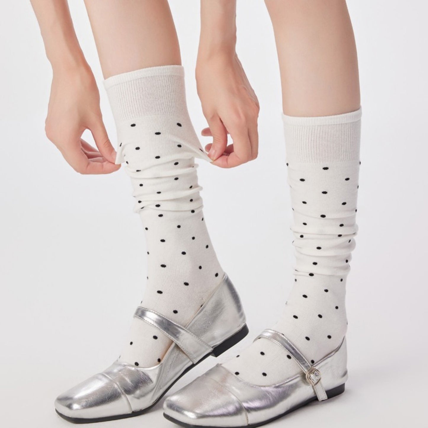 2-Pair Knee-High Socks with Classic Polka Dot Pattern Soft Stretch Fabric Perfect for Gifting and Everyday Wear