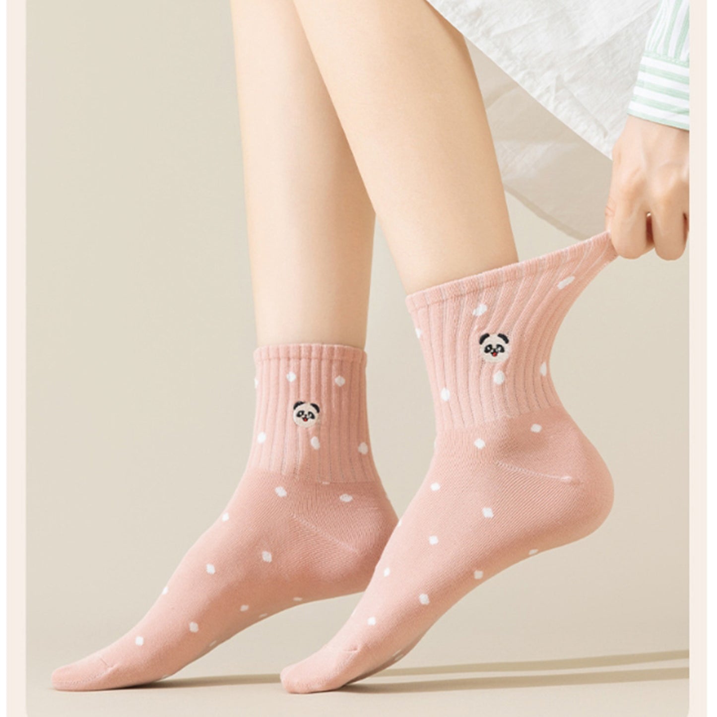 3 Pairs Women's Crew Socks with Polka Dot Pattern and Panda Embroidery