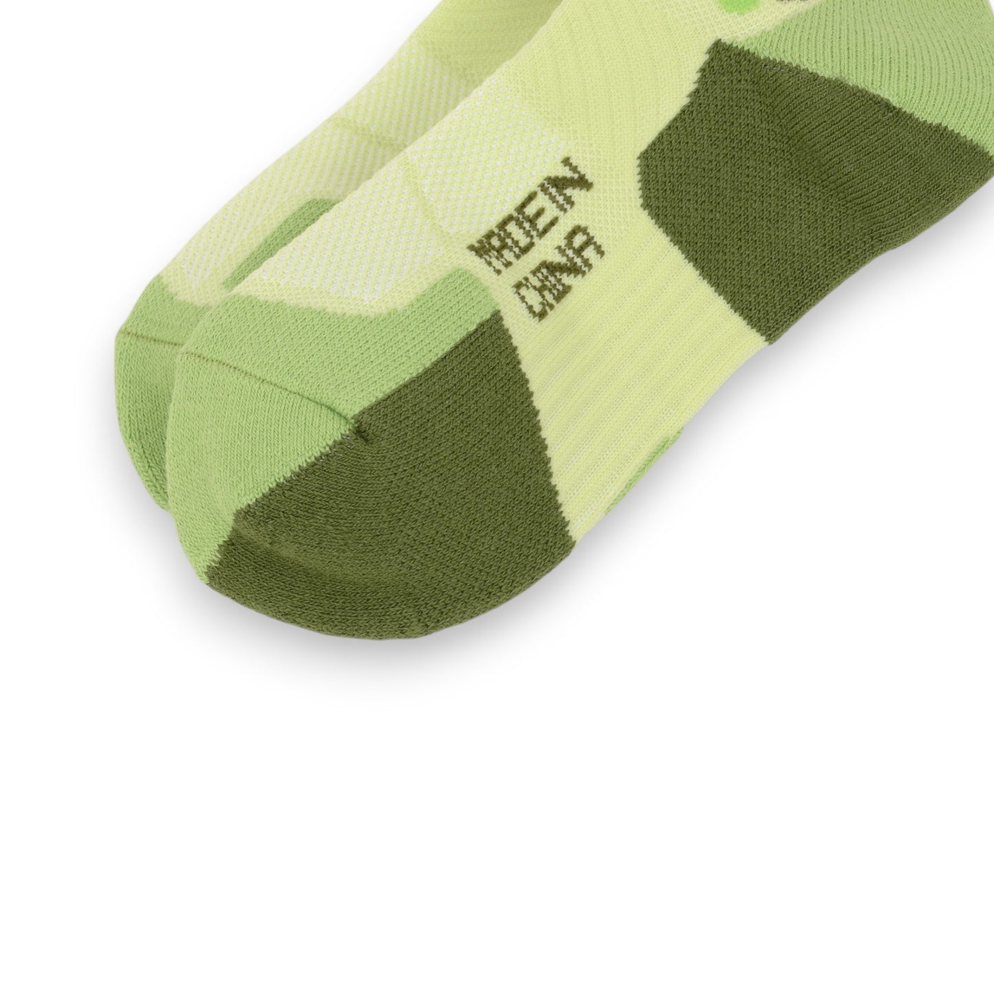 3 Pair Pack Sports Crew Socks with Color Block Toes Cushioned Soles and Ribbed Knit Design