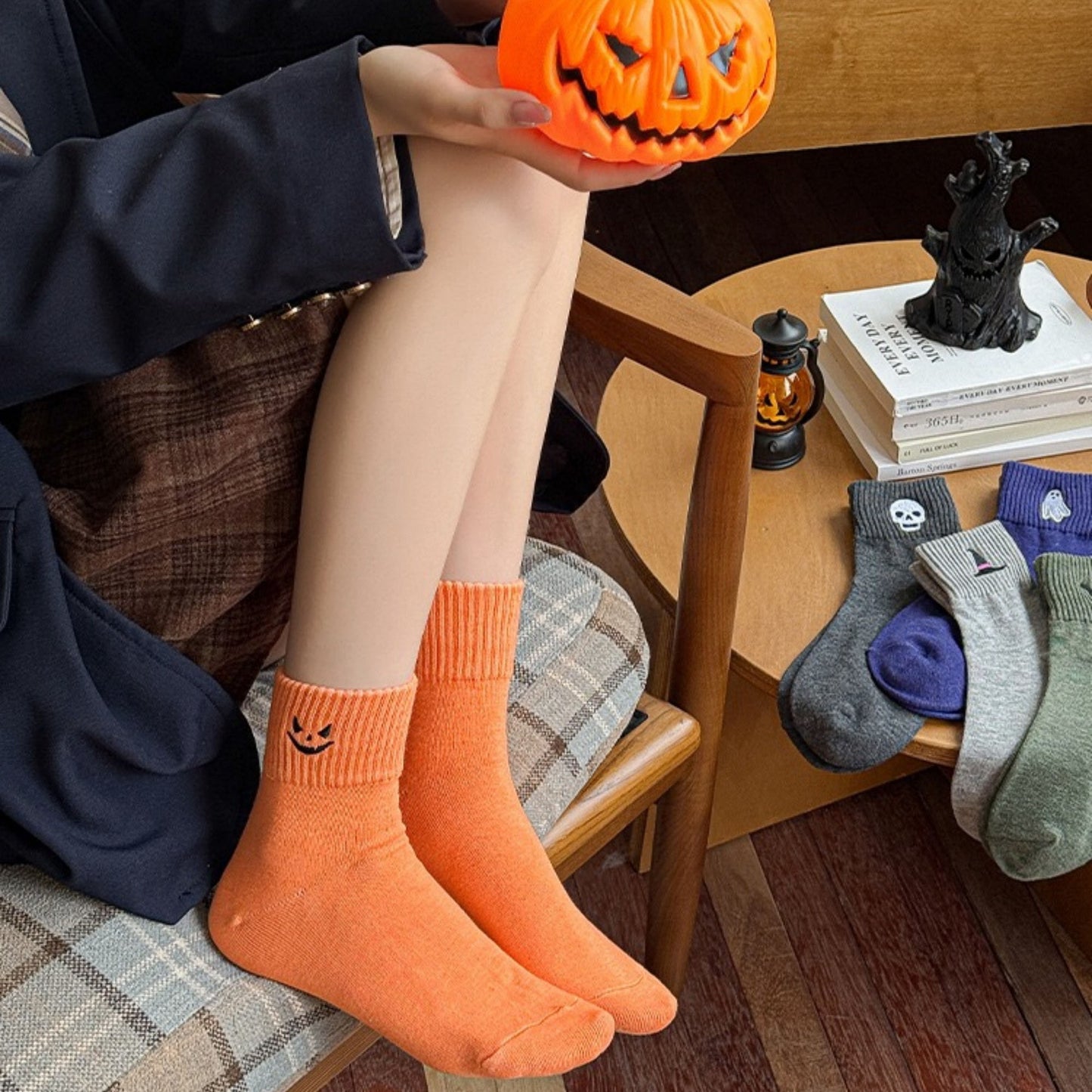 3-Pack Crew Socks with Ribbed Cuffs in Festive Halloween Design