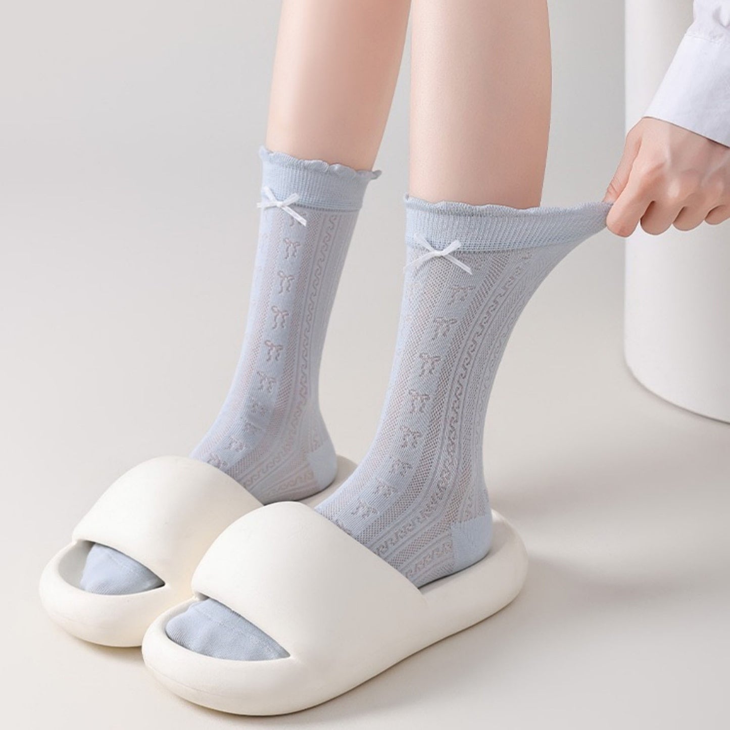 3 Pair Pack Quarter Socks with Knit Patterns Lace Trim and Bow Detail