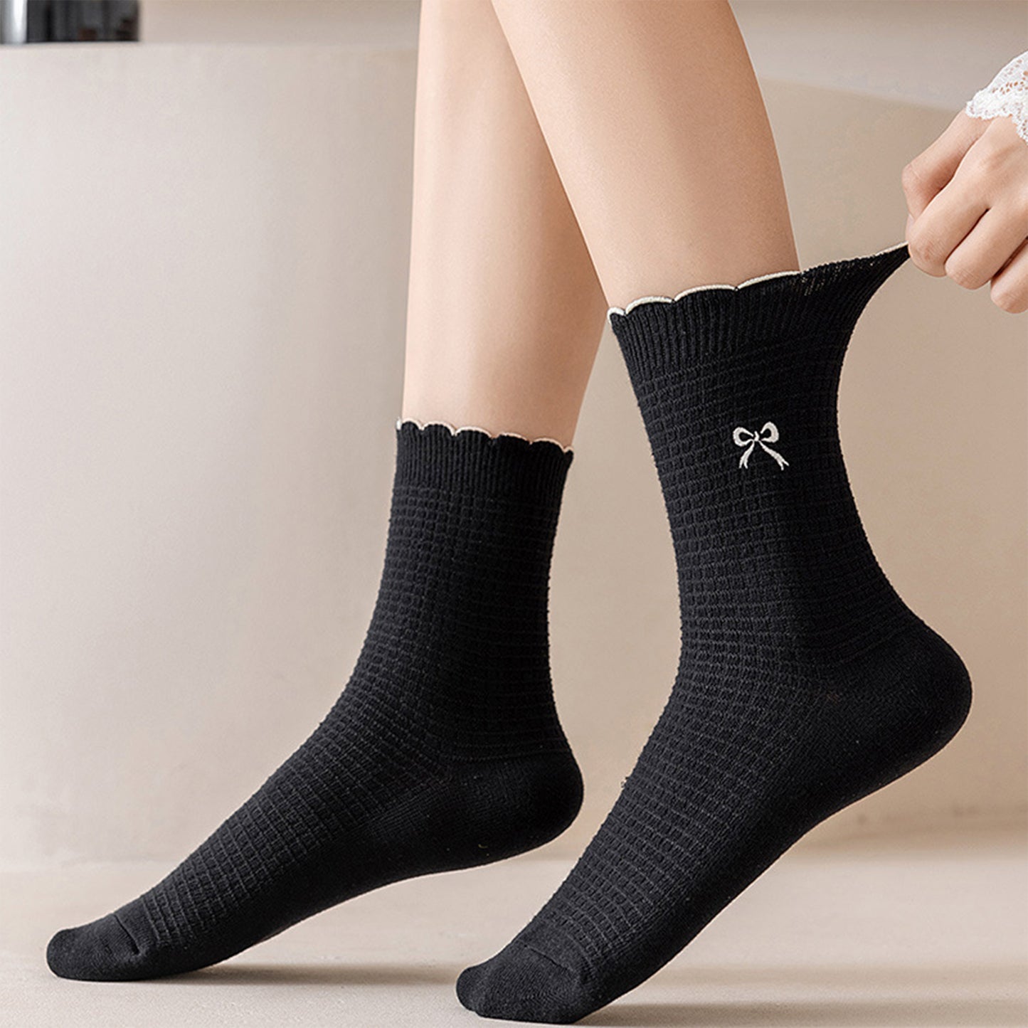 3 Pairs Knit Socks with Waffle Texture Bow Embroidery Ruffled Edge Ribbed Cuffs