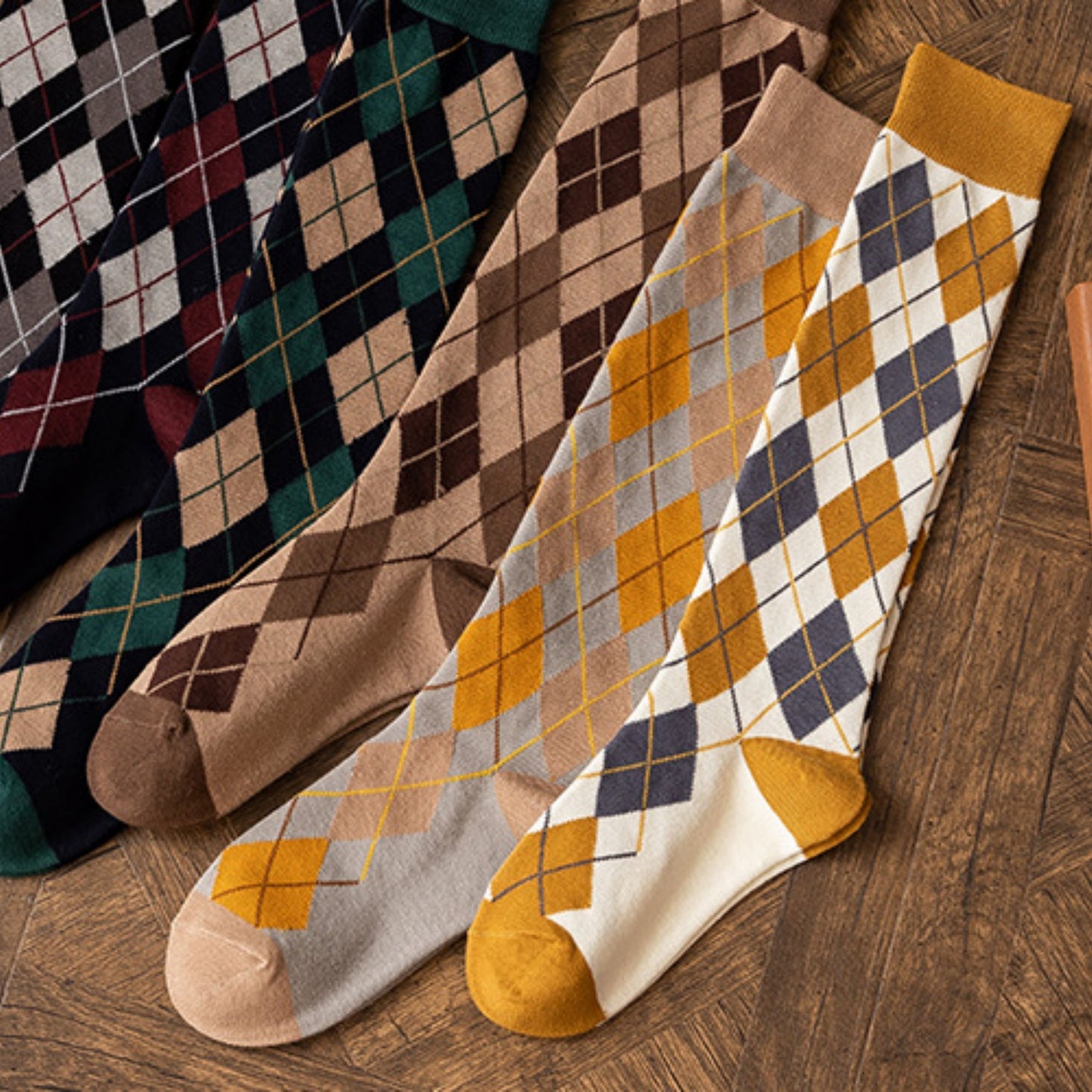 2-Piece Set Classic Argyle Knit Crew Socks with Soft Stretch Ribbed Cuffs