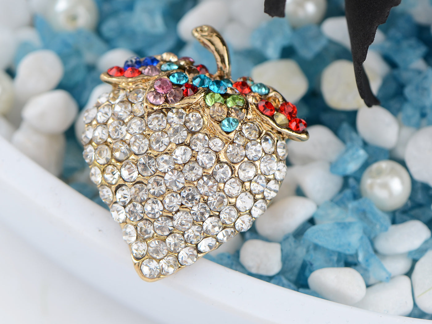 Women Elegant Crystal Rhinestone Sweet Strawberry With Colorful Leaves Fashion Ring