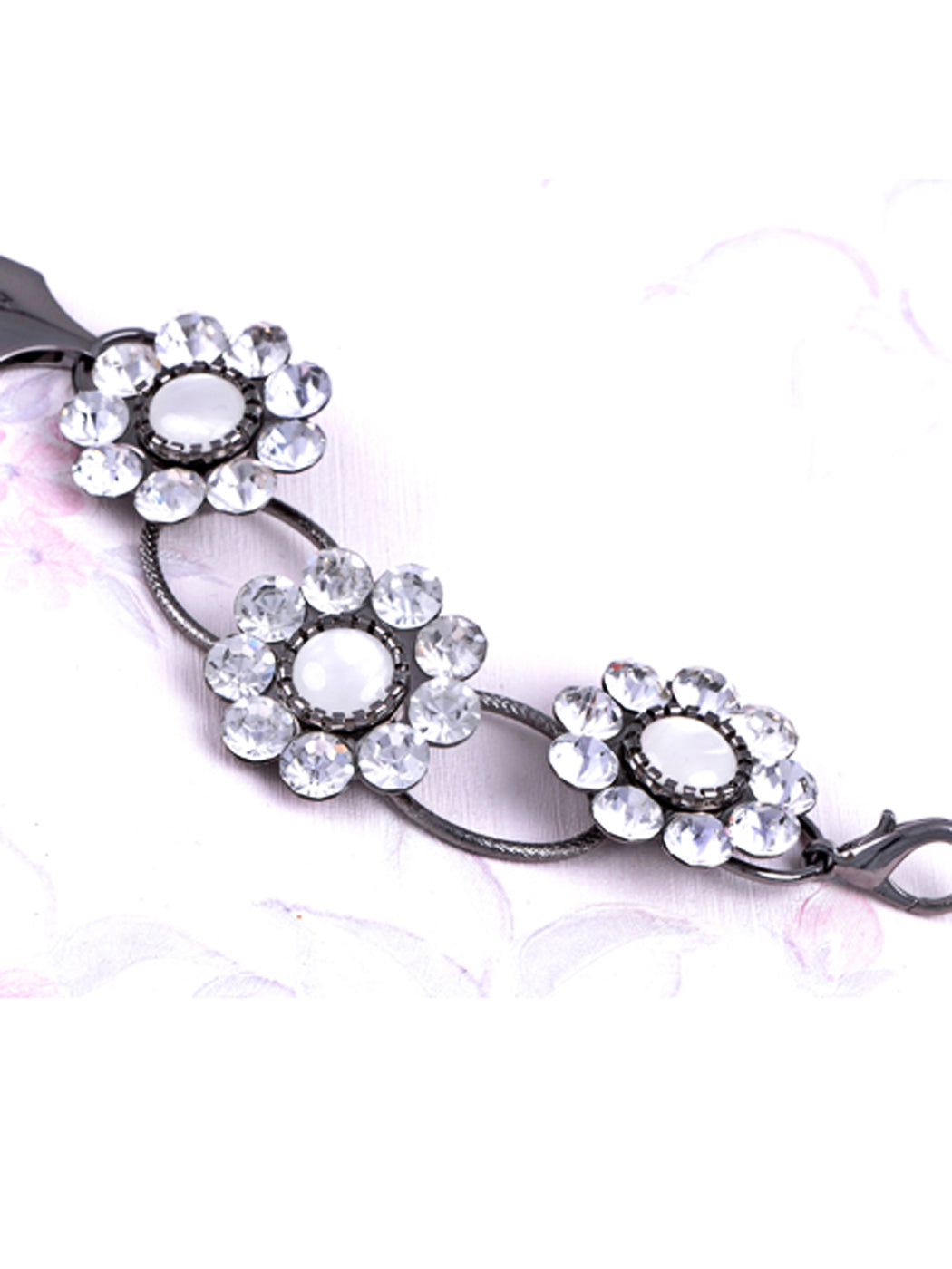 Five Flowers To The Face Gun Cross Coil Chained Belt