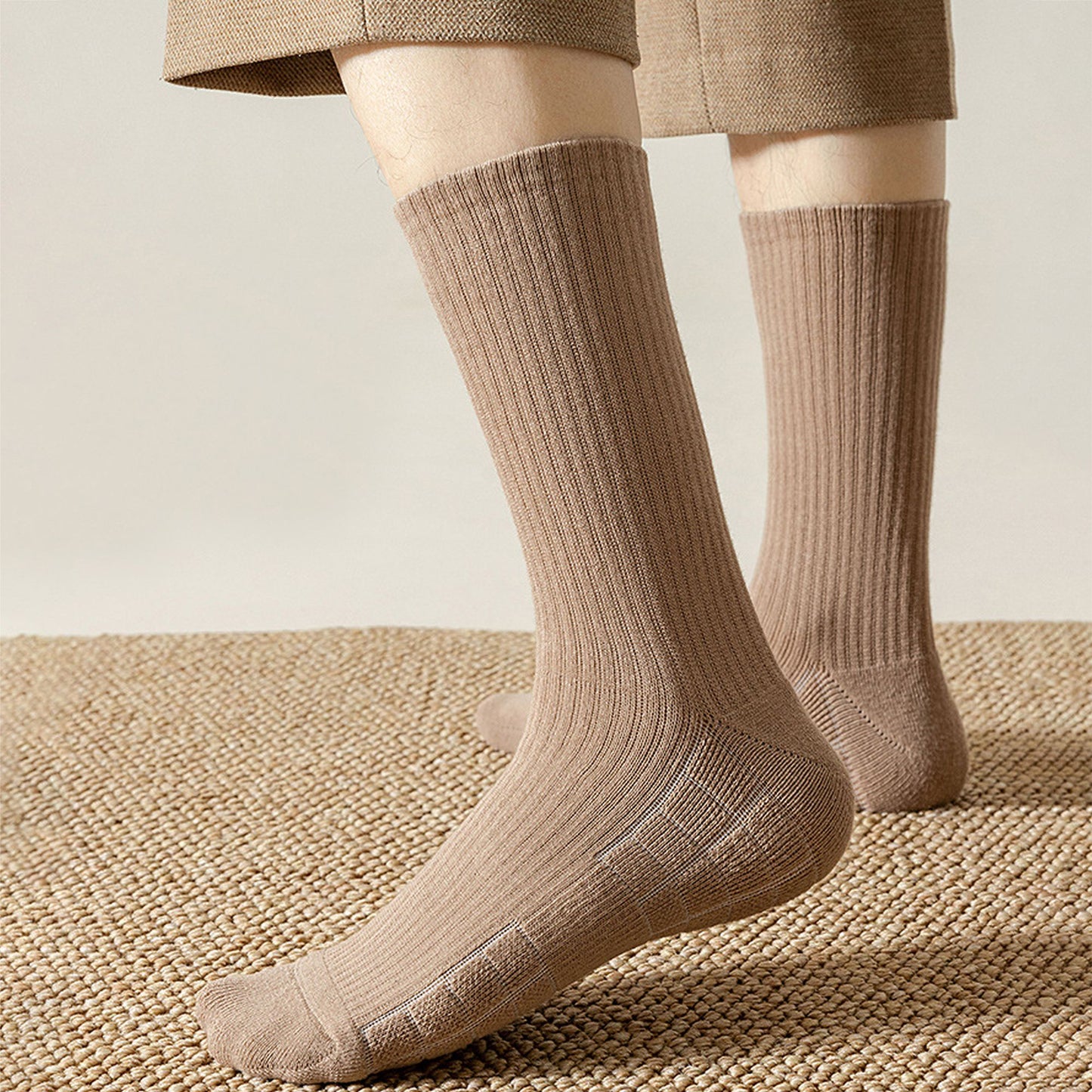 6pk Men's Crew Socks with Non - Slip Sole