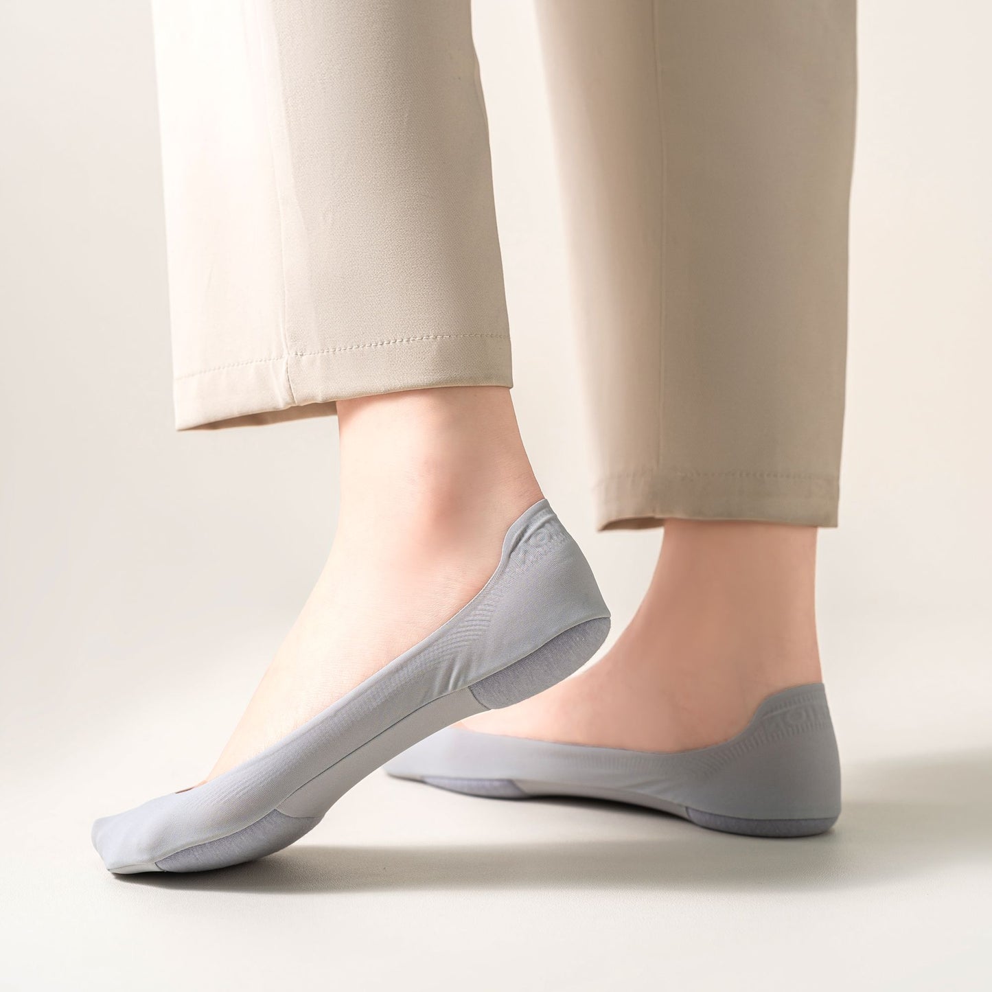 Non-slip No Show Socks Soft Solid Bottom for Casual 6Pk