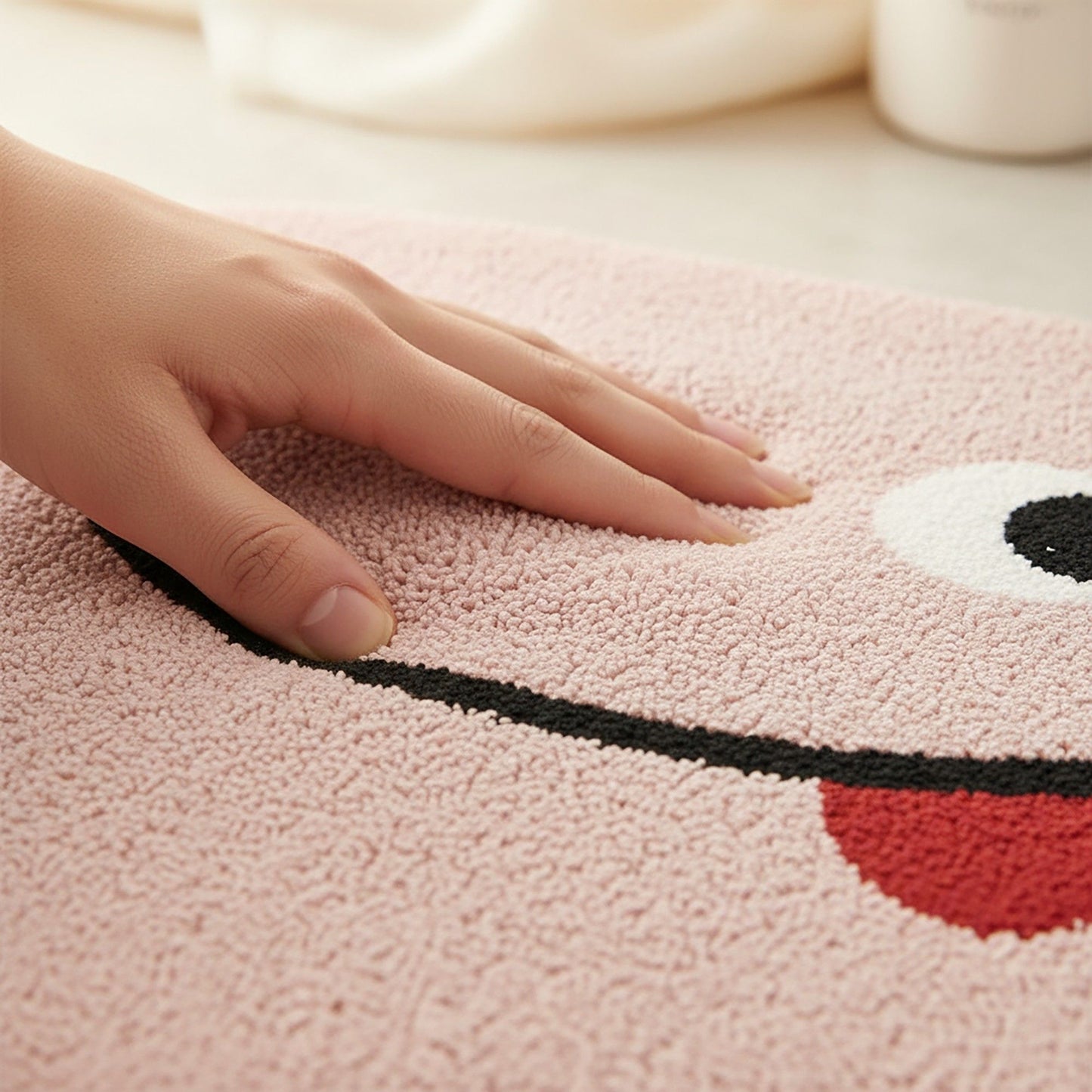 Cute Cartoon Face Tufted Floor Mat Soft Plush Non Slip Backing Decorative Indoor Rug for Entryway Bathroom Bedroom Kids Room