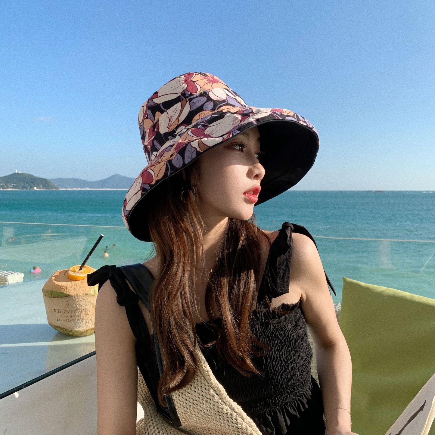 2-in-1 Women's Floral & Solid Double-Sided Bucket Hat for Outdoor