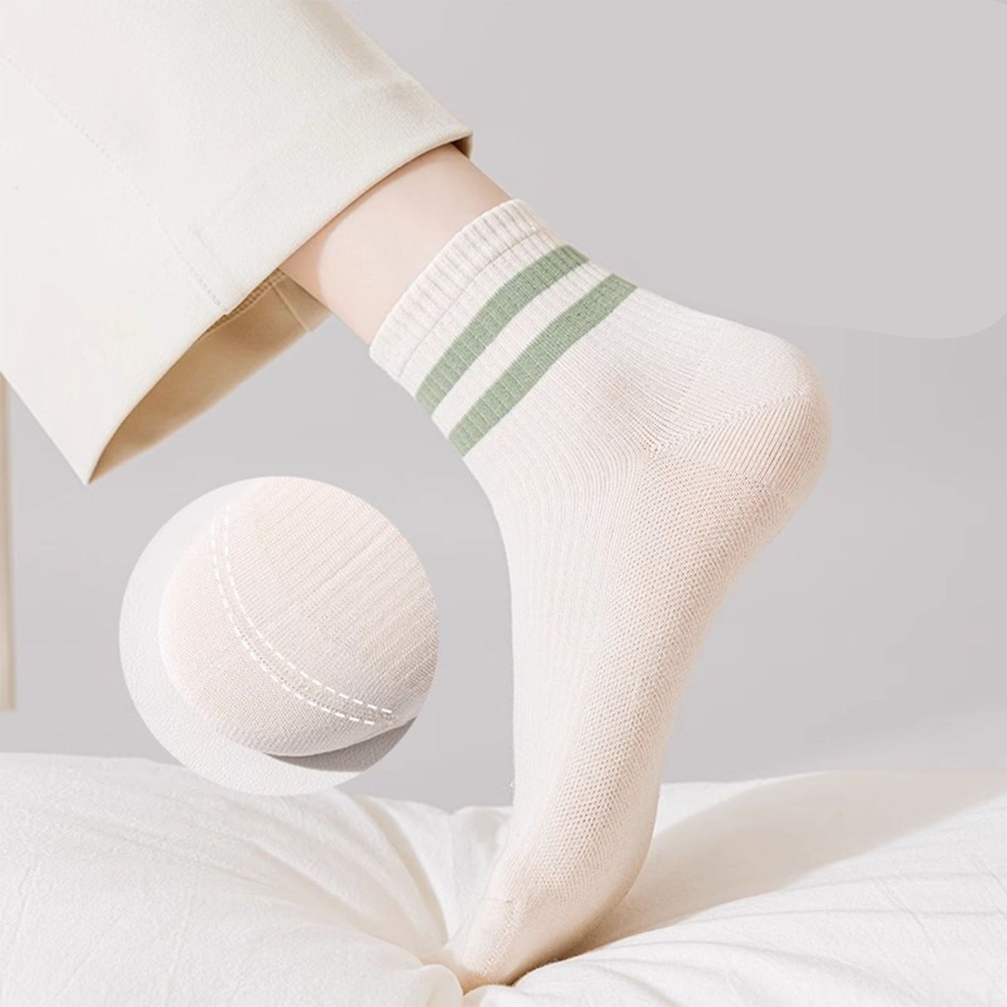 Womens Athletic Crew Socks 4-Pack Ribbed Knit Design Contrast Double Stripe Stretch Comfort Everyday Fit