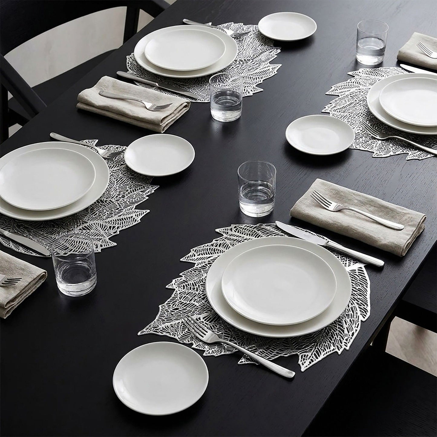 4 Piece Set Leaf Shape PVC Placemats Heat Resistant Decorative Table Mats