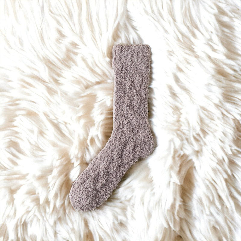 Mid-Calf Coral Velvet Socks For Women