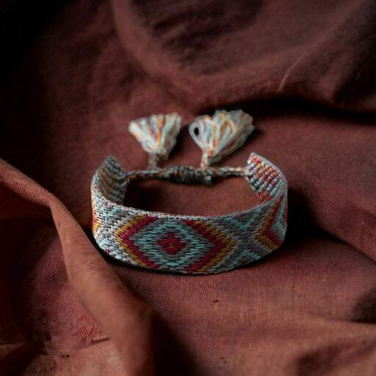 Retro Style Fabric Bracelet