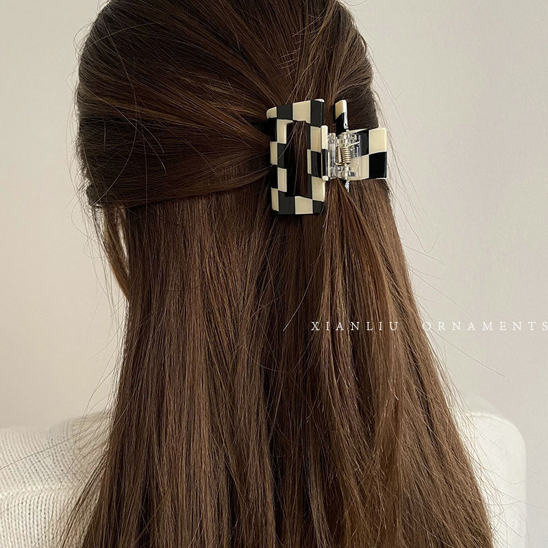 Checkered Glossy Hair Claw Variety