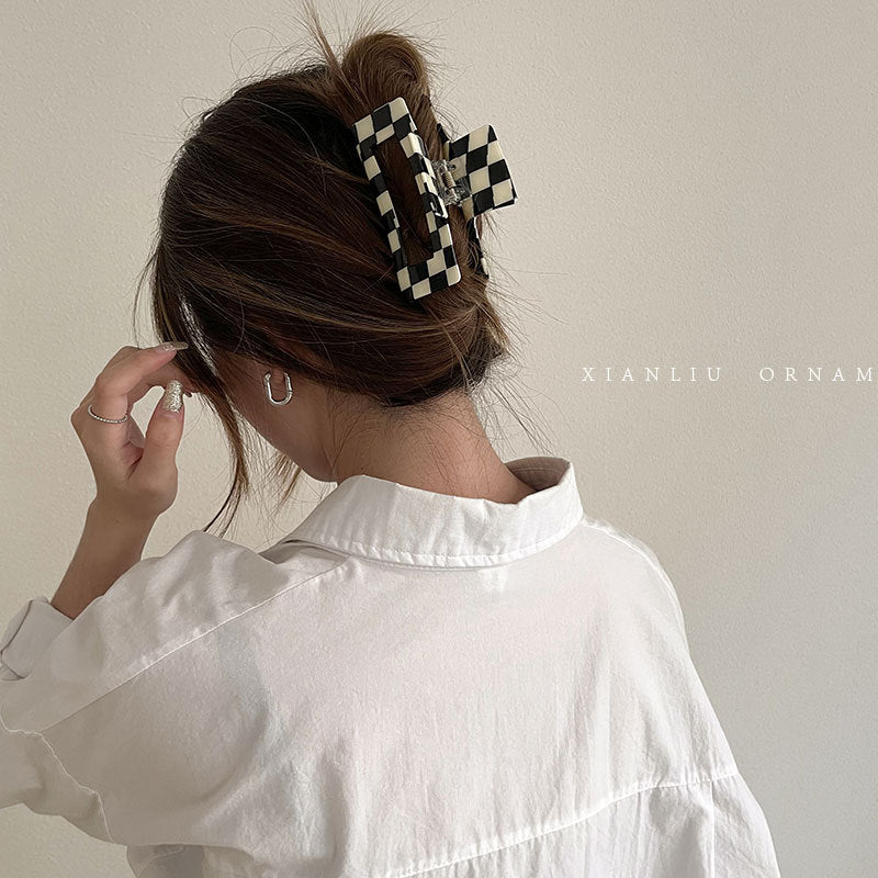 Checkered Glossy Hair Claw Variety