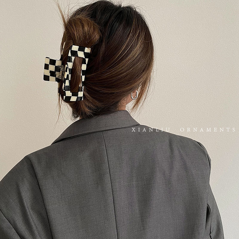 Checkered Glossy Hair Claw Variety