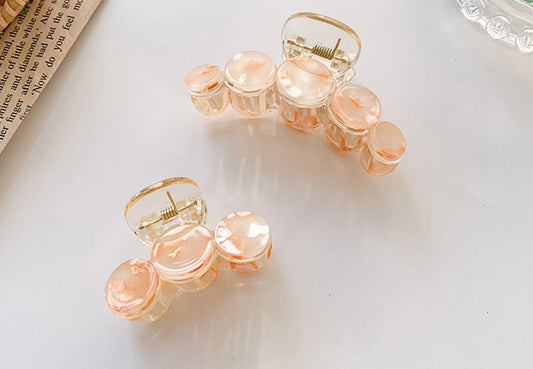 Speckle Detail Circle Hair Claw