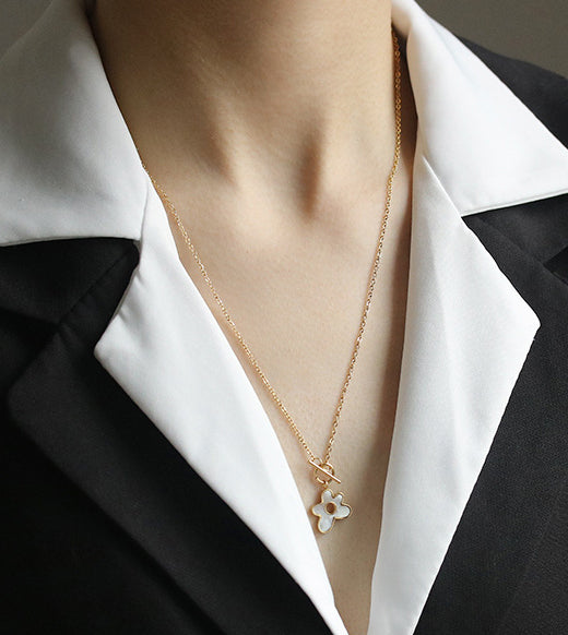 Natural Shell Asymmetrical Flower Necklace