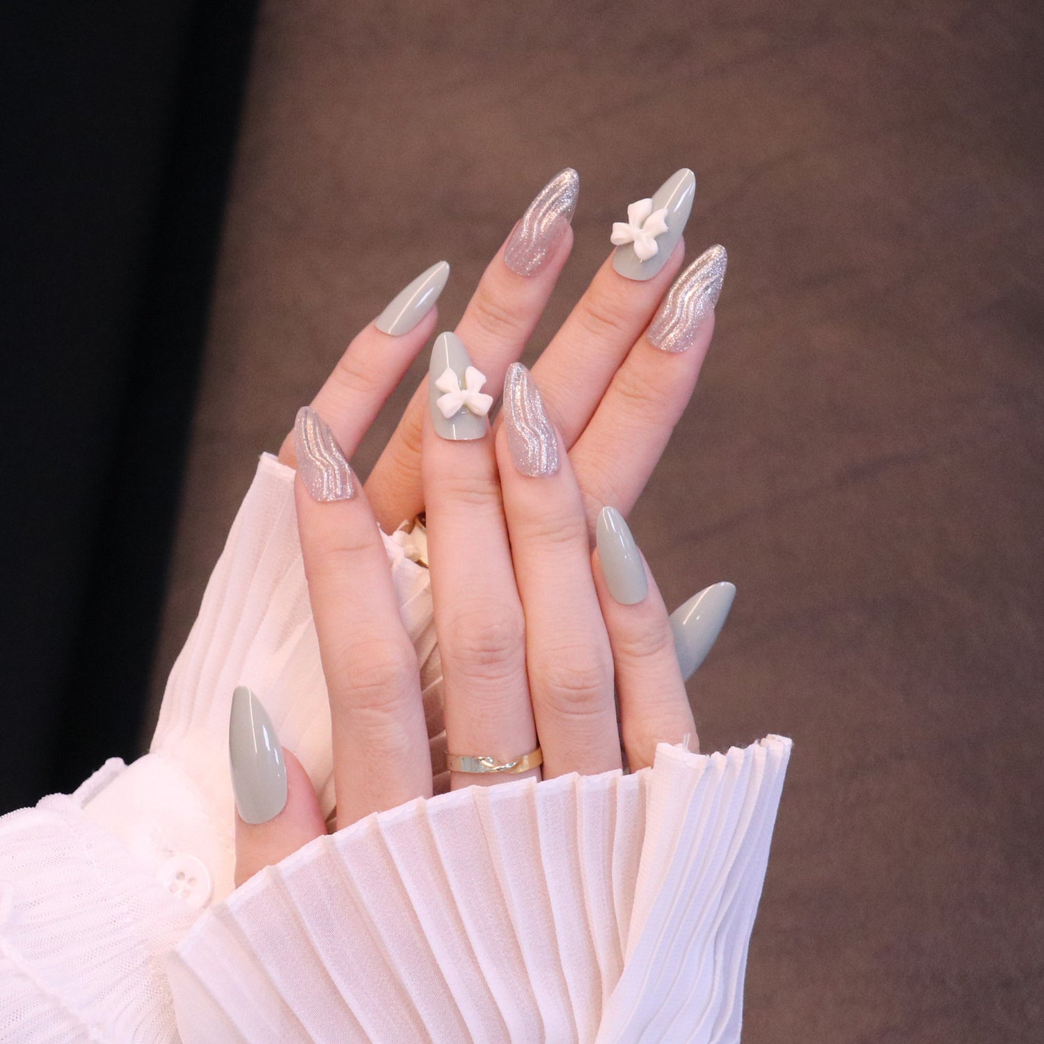 SHOP PRESS-ON NAILS