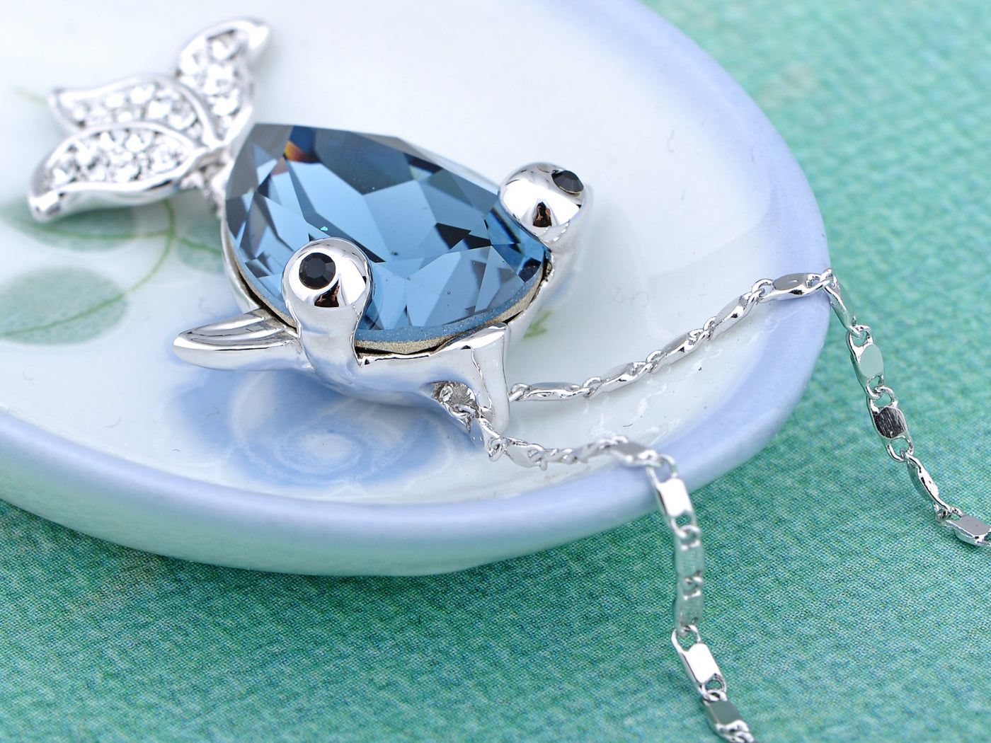 Swarovski Crystal Dark Sapphire Bulging Eyes Fish Element Necklace