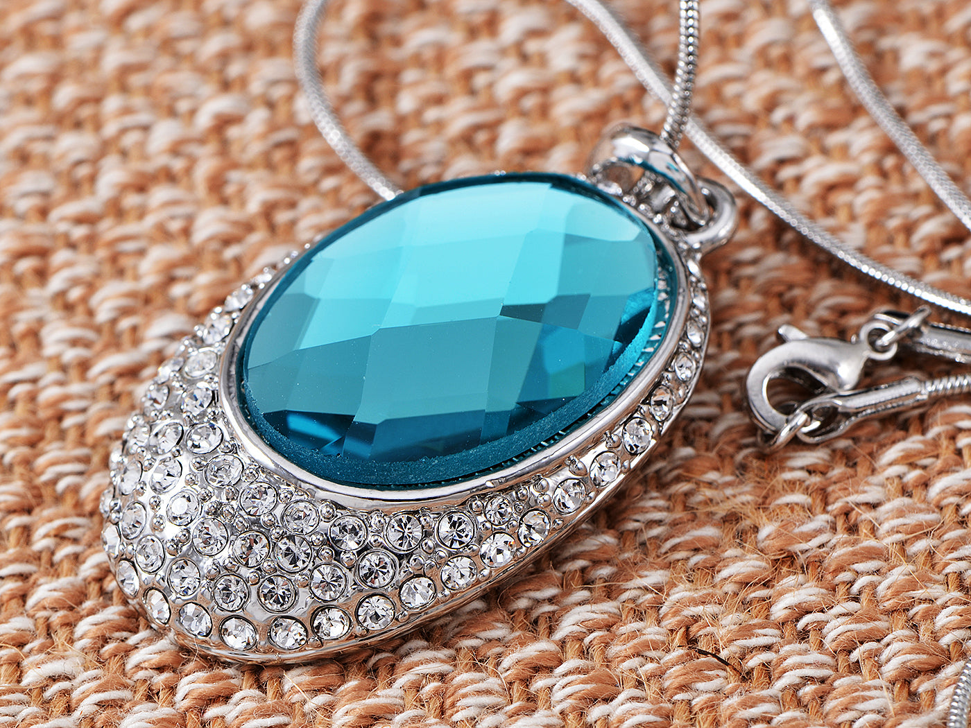 Swarovski Crystal Oval Shaped Turquoise Pendant Embedded Necklace