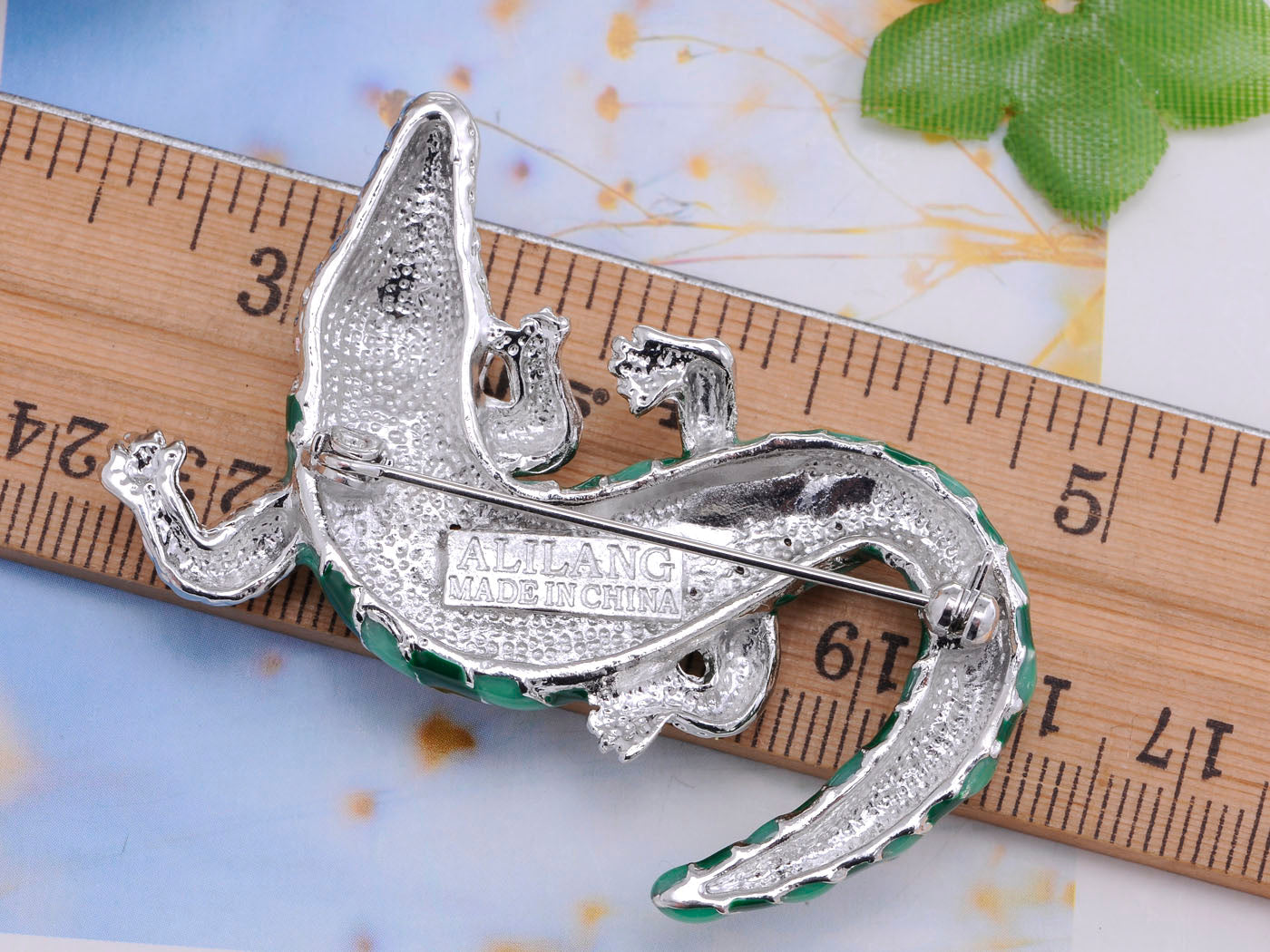 Green Crawling Alligator Crocodile Reptile Body Brooch Pin