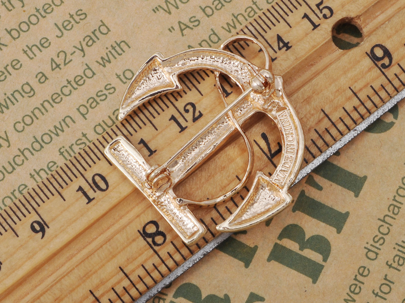 Contemporary Accented Anchor Pin Brooch