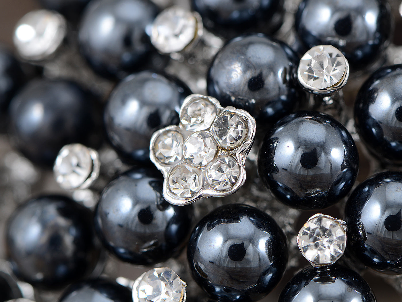 Pearl Flower Wedding Party Pin Brooch