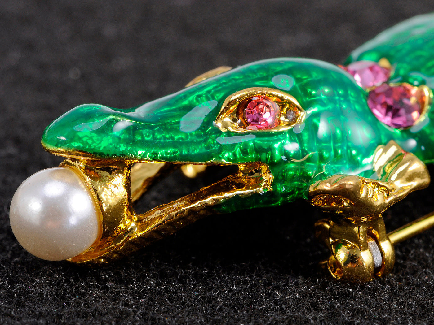 Emerald Green Alligator Bumpy Back Colored Amethyst Pin Brooch