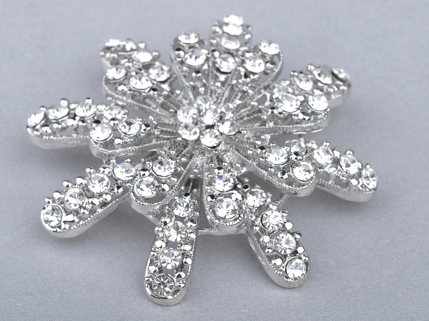 Gerber Daisy Snowflake Holiday Festive White Diamond Like Flower Brooch Pin