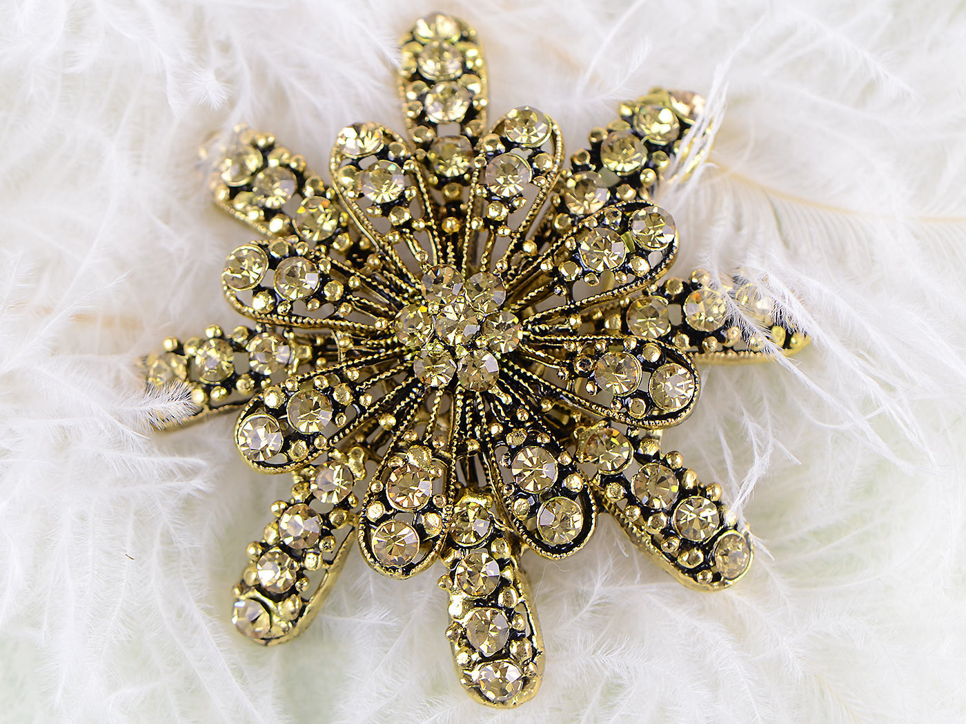 Gerber Daisy Snowflake Holiday Festive White Diamond Like Flower Brooch Pin