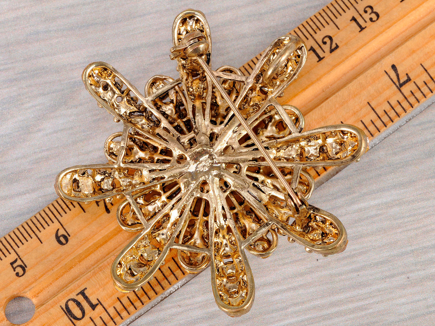 Gerber Daisy Snowflake Holiday Festive White Diamond Like Flower Brooch Pin