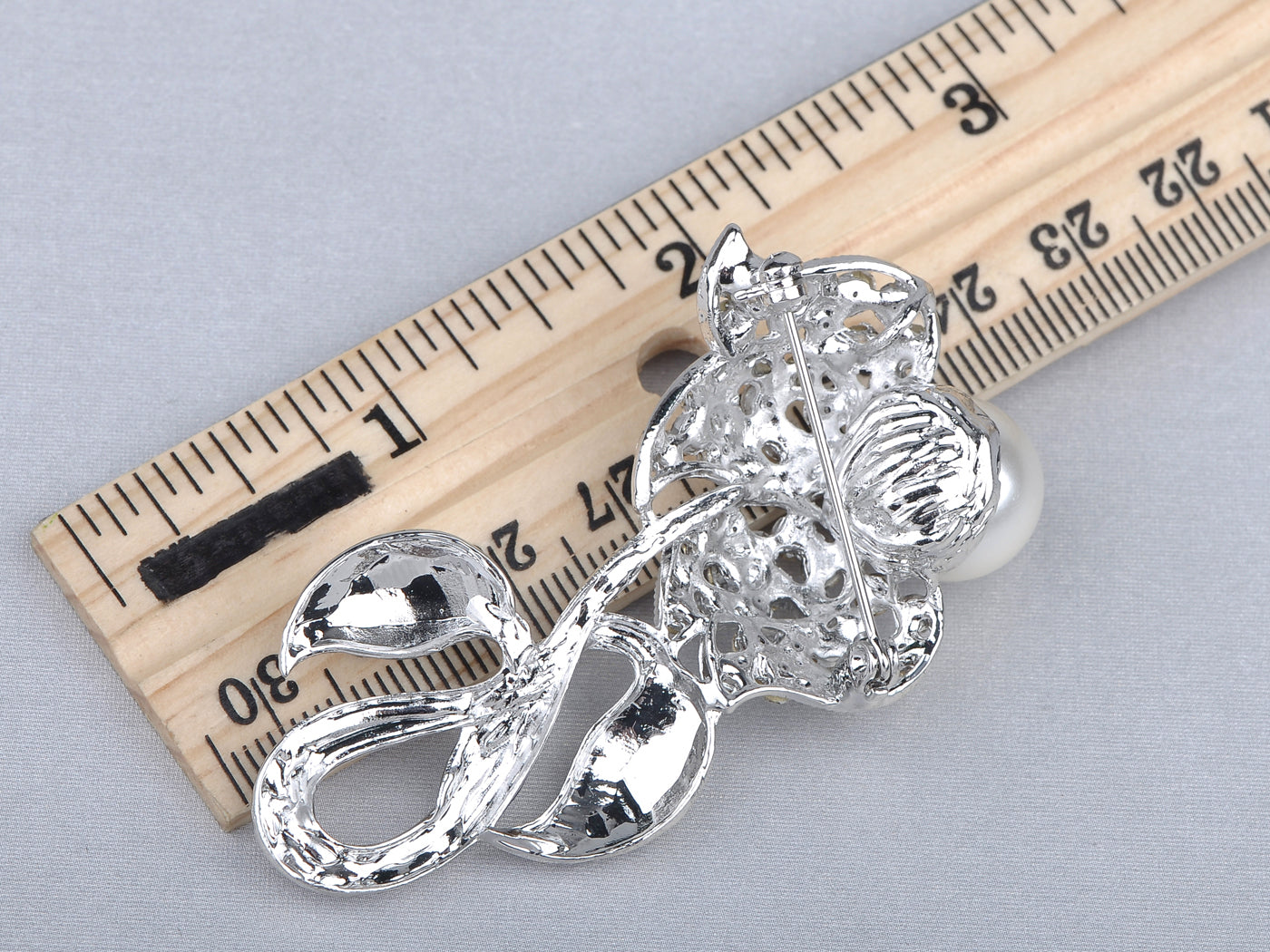 Pearl Bead Flower Bud Bouquet Bridal Pin Brooch